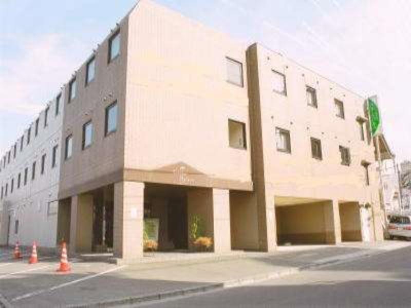 Palace 3*